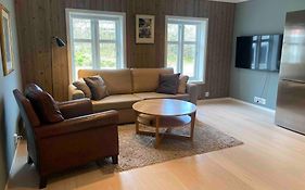 Apartment At Ranvik Near City Center - Parking Available