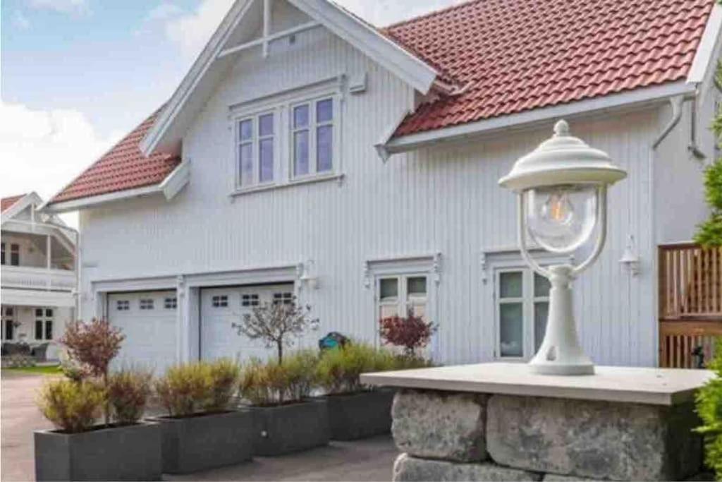 Apartment At Ranvik Near City Center - Parking Available Sandefjord Eksteriør bilde